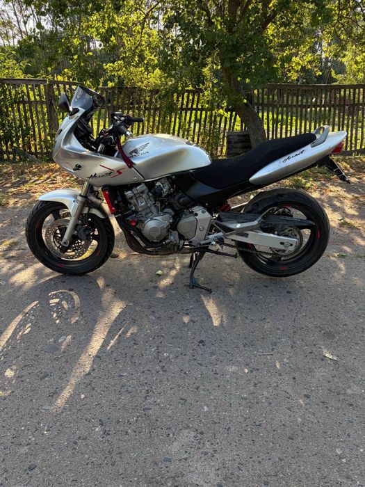 Продам мотоцикл Honda Hornet 600 S.
