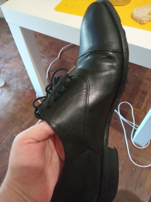 Sapatos clássicos pretos Armando Silva