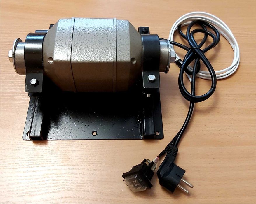 Вибромотор, вибратор для вибростолов 220В, 500Вт, с кронштейном
