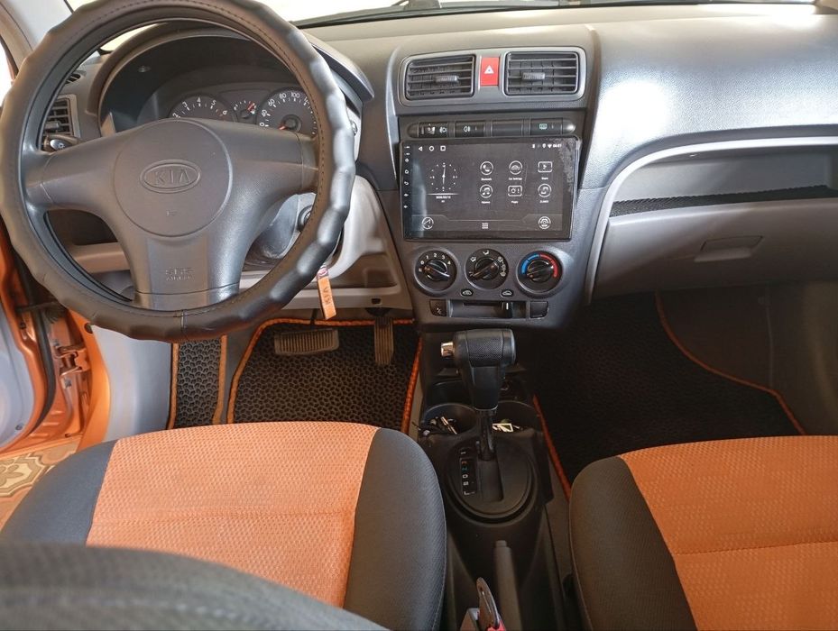 Продам КIА  PICANTO 2006 г Автомат