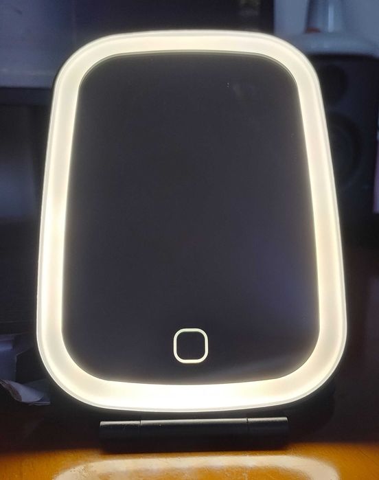 Lusterko podróżne LED Cien