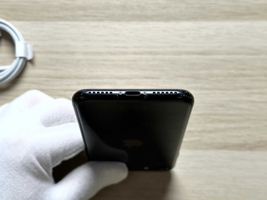 iPhone SE 2020 64GB – Czarny – Sprawny, 30 dni gwarancji