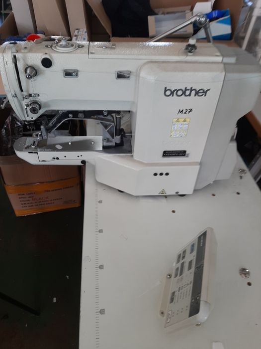 Ryglówka BROTHER  z elektronicznym ustawianiem rygli