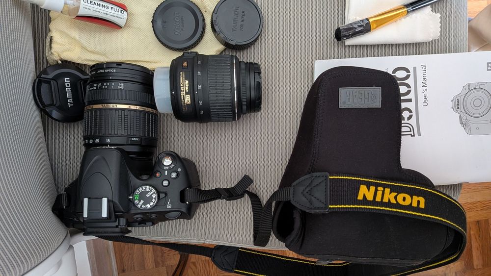Kit câmera NIKON D5100 c/ 2 objetivas e vários  acessorios