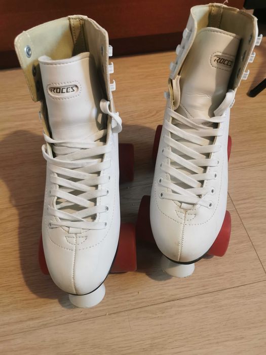 Wrotki Roces White Classic 38 + zestaw miękkich kółek Chaya