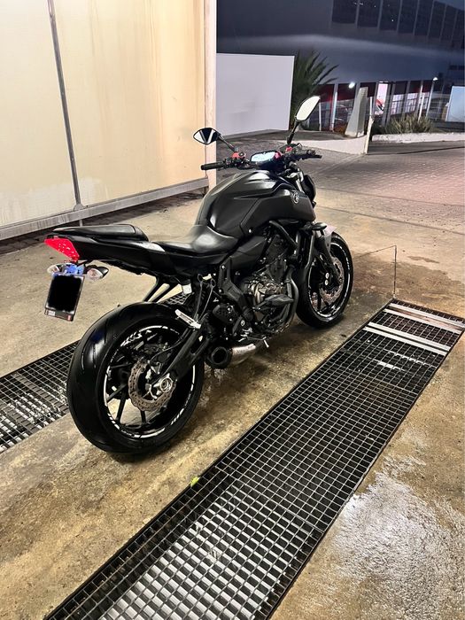 Yamaha MT-07 (2021)