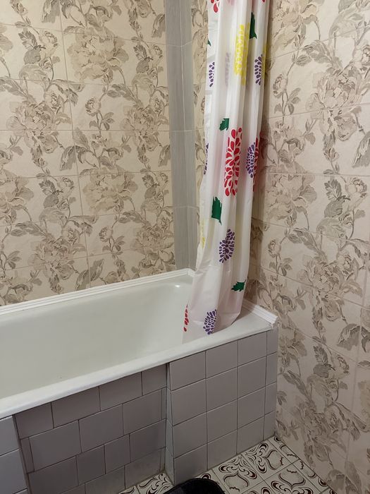 Сдам светлую уютную квартиру район Южного рынка