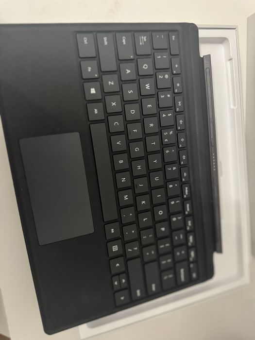 Microsoft Surface Pro 6