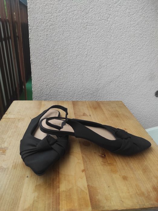 Sinsay balerinki rozmiar 36 czarne na gumce kokardą wysylka