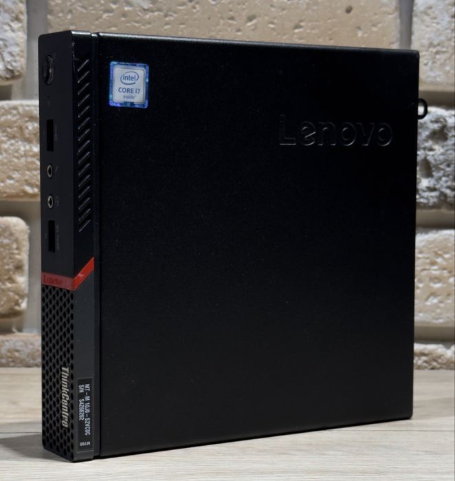 Lenovo ThinkCentre M700