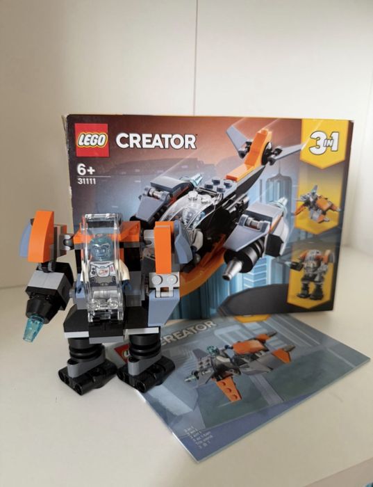 Лего, Lego creator 31111, кібер-дрон