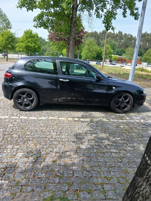 Alfa romeo 147  2002