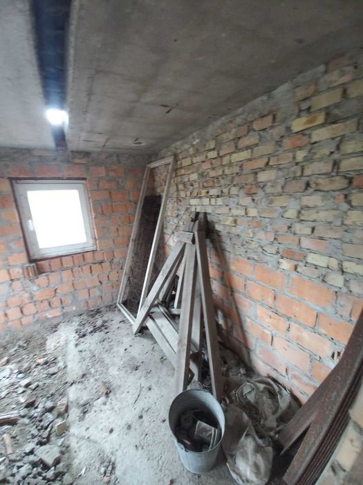 Продам ділянку з недобудованим будинком Хотянівка, 15 км Київ,перша лінія від каналу