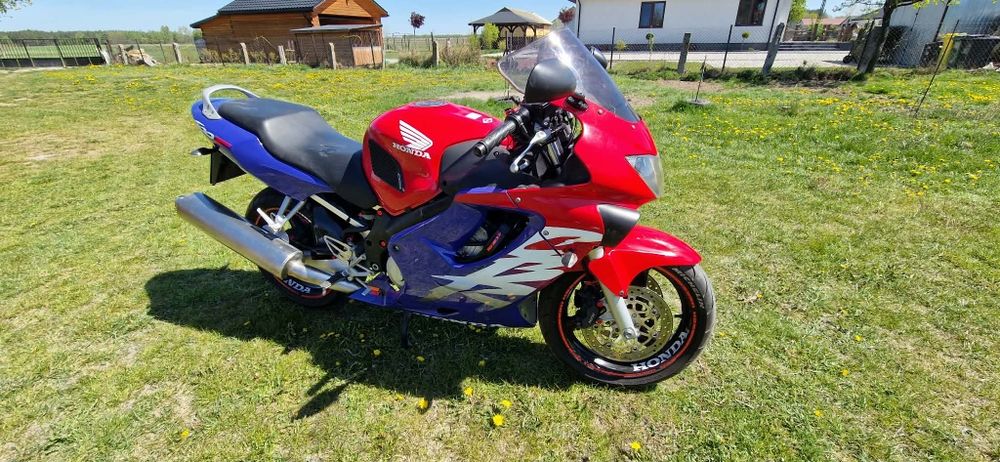 Honda CBR 600 F4