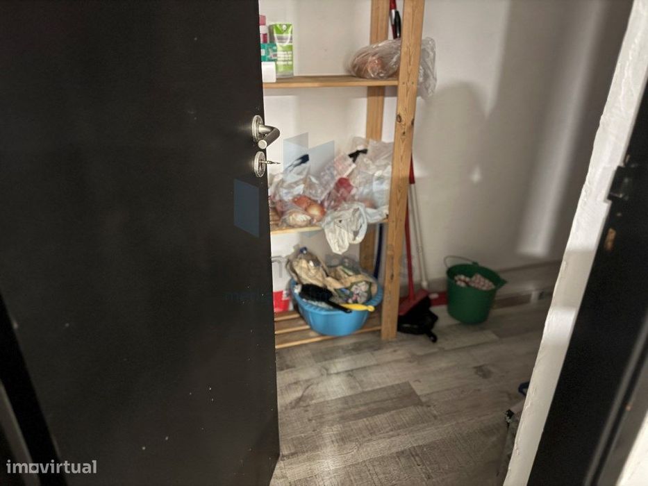 Vende-se apartamento T3 em Coimbra, otimo para rendimento