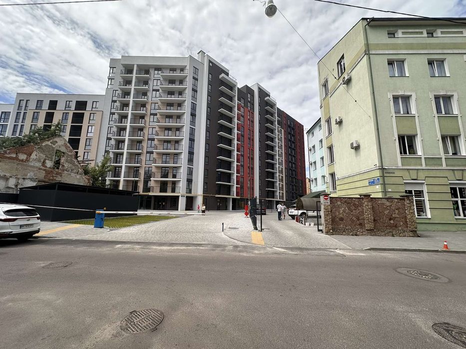 Оренда комерційного приміщення ЖК MILLTOWN 1ий пов.,фасад
