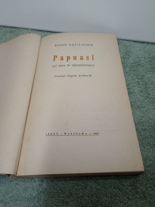 Papuasi. Tony Saulnier