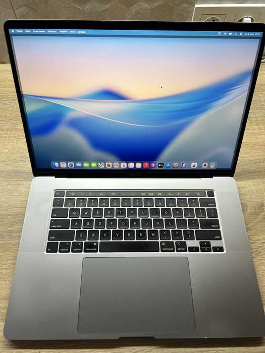 MacBook Pro 16' 2019 A2141 /i9 8-Core/32Gb RAM/512GB SSD/8Gb GPU/ MDM