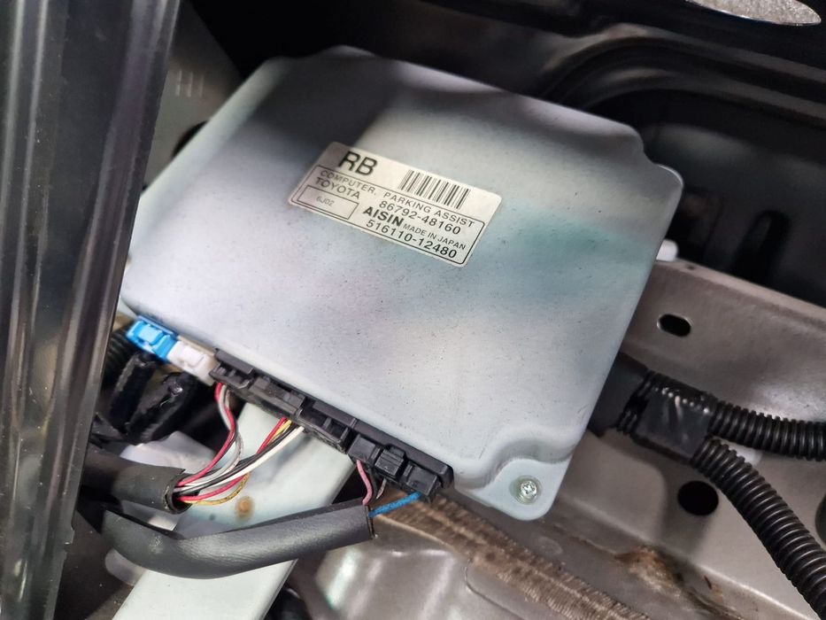 Moduł czujników parkowania Lexus RX400h 03-09r.