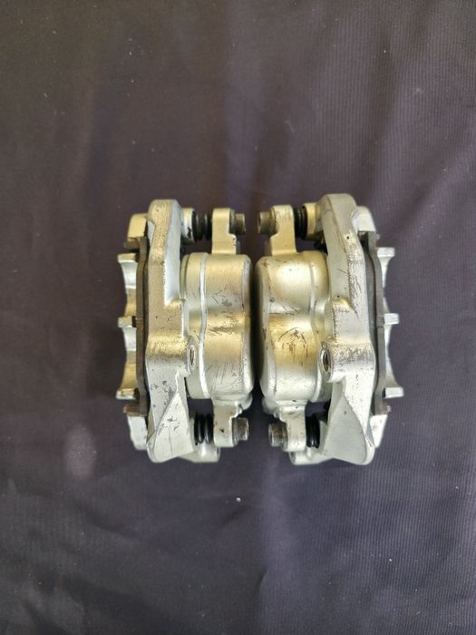 Pinças Travão Dianteiro de Yamaha Wildstar xv1600