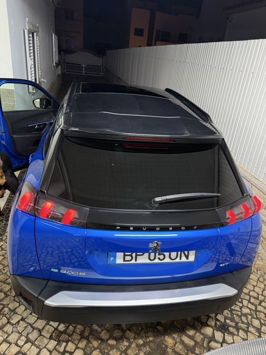 Peugeot e 2008 50Kwh GT