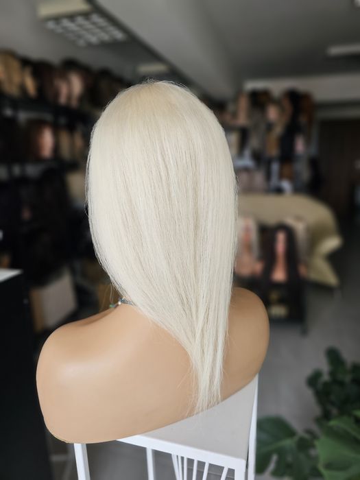 Ultralekki mini tupet topper z włosów naturalnych mleczny blond Ada