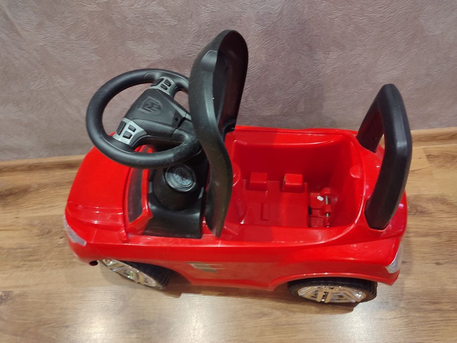 Машинка толокар Mercedes дитяча