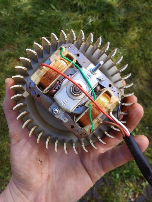 Wentylator wraz z turbiną okapu kuchennego