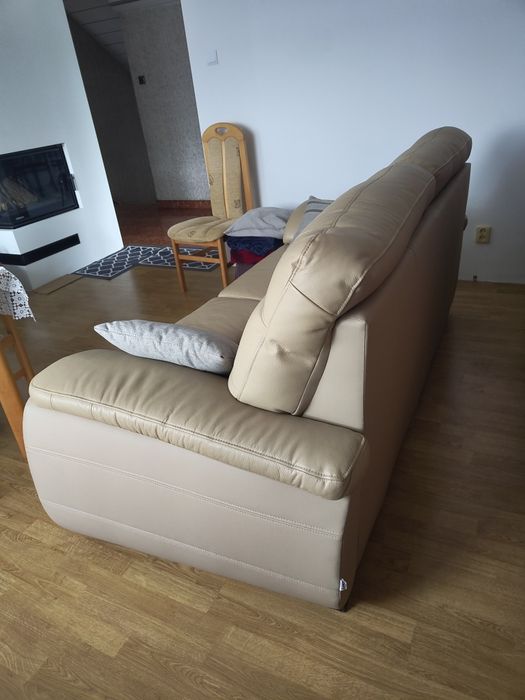 Sofa skórzana beżowa