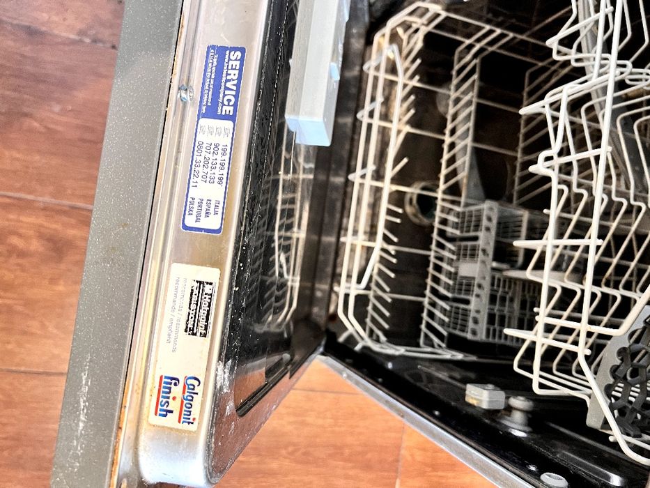 Посудомоечна машина Hotpoint выстроенная