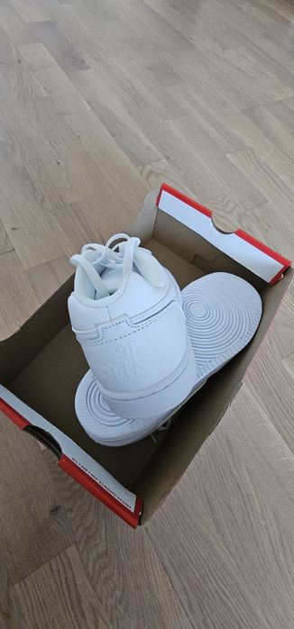 Buty Nike Ebernon Low. Roz.41 ( wkladka 26.5 cm). Nowe