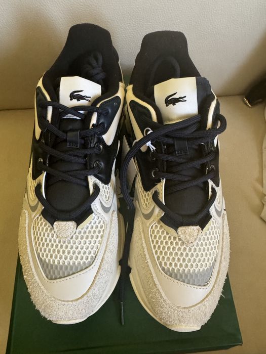 Кросівкі жіночі Lacoste