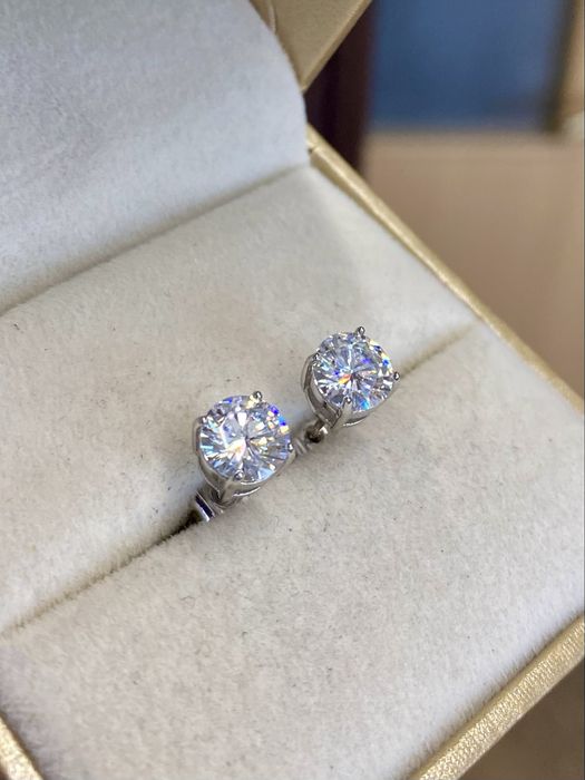 Срібні сережки з діамантами муасанітами 1ct+1ct. Сертифікат!