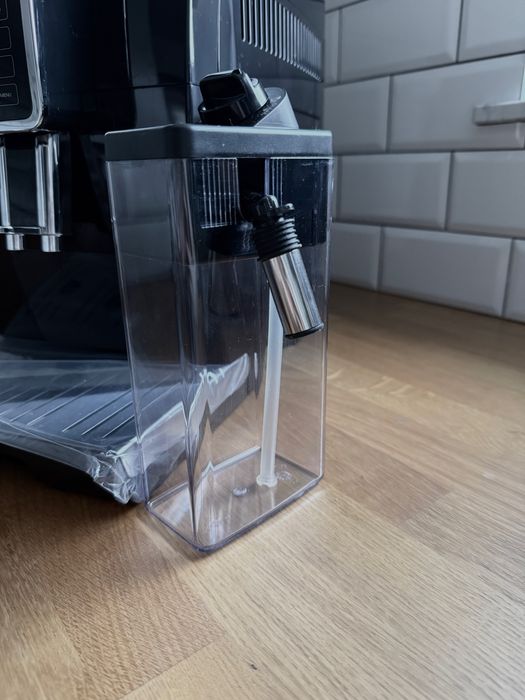 Ekspres ciśnieniowy De’Longhi dinamica stan idealny, nowe części