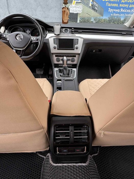 Volkswagen Passat 2017 VIN WVWZZZ3CZHE161711 фото оголошення 4 з 24