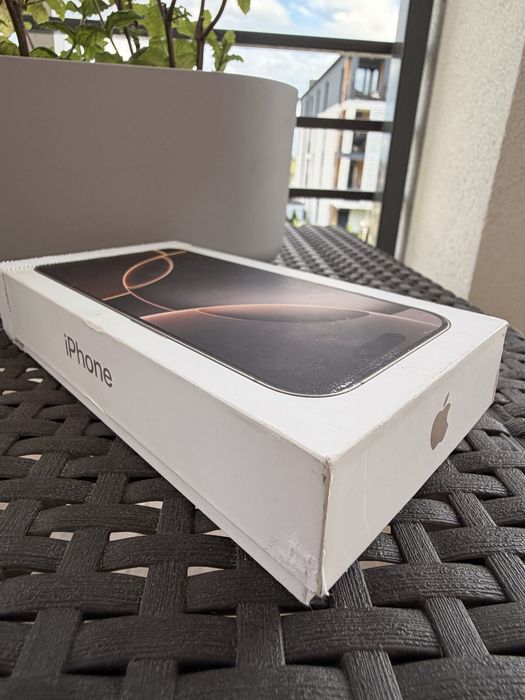 iPhone 16 Pro – Stan Idealny | 100% Bateria + kabel 60W (1 m) wraz z etui.