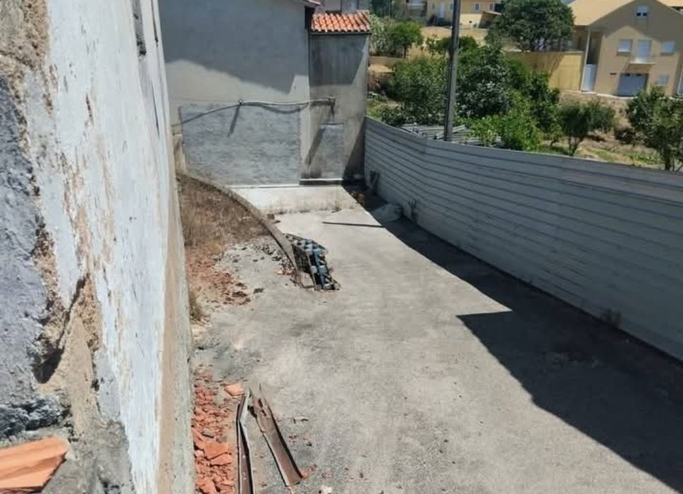 Casa ruínas +terreno