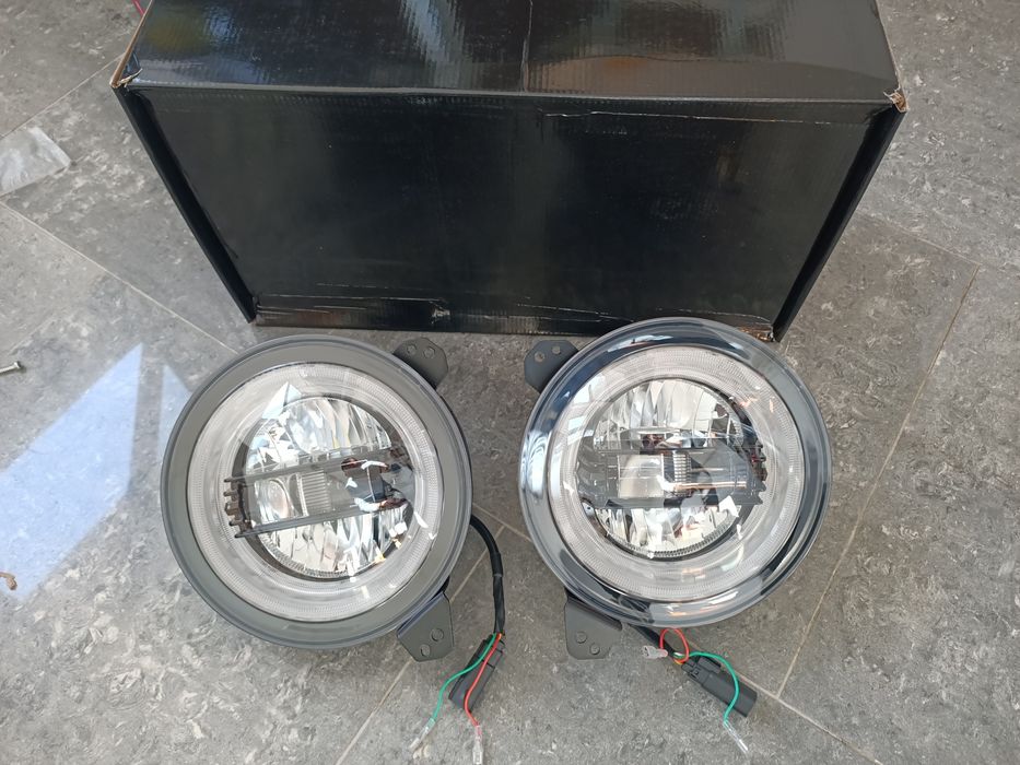 Lampy reflektory LED przód 9 cali Jeep Wrangler JL 2018 do 2023 EU