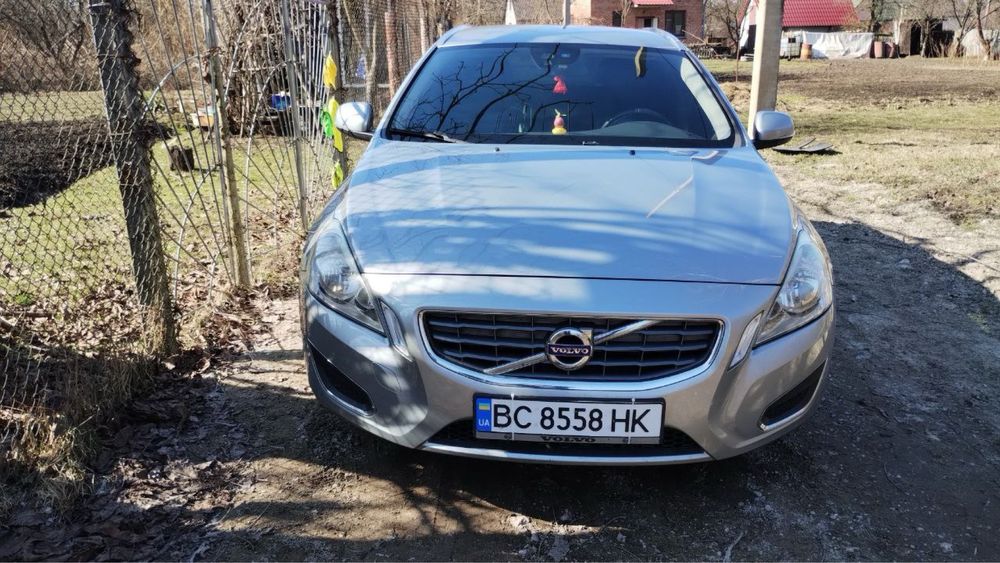 Volvo V60 2012 1.6D MT