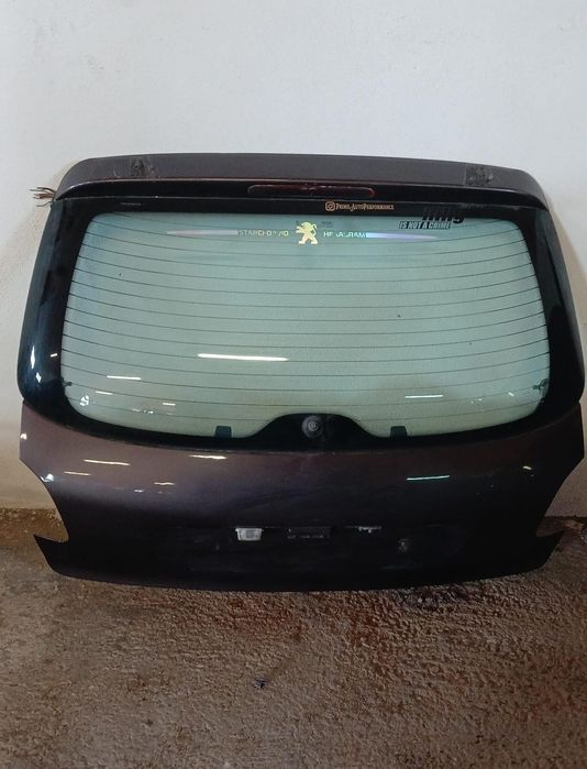 Tampa da mala bagageira peugeot 206 3 portas ano 2003