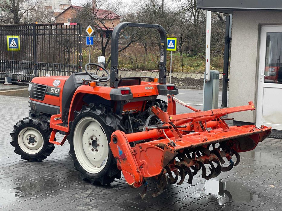 Трактор Японський Kubota GT21