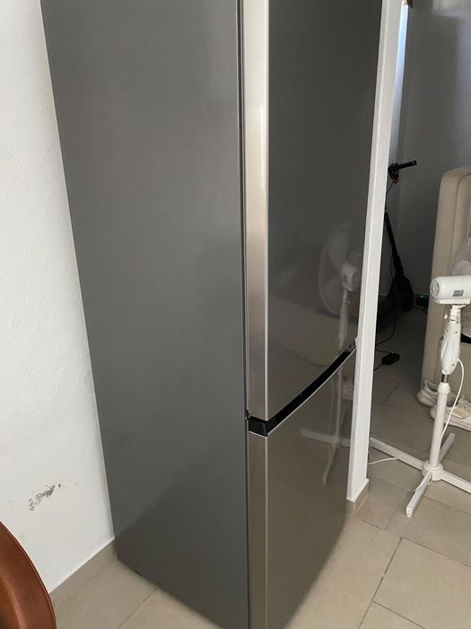 Frigorífico Combinado Indesit INK2 5322 X BAI – Como Novo – Garantia