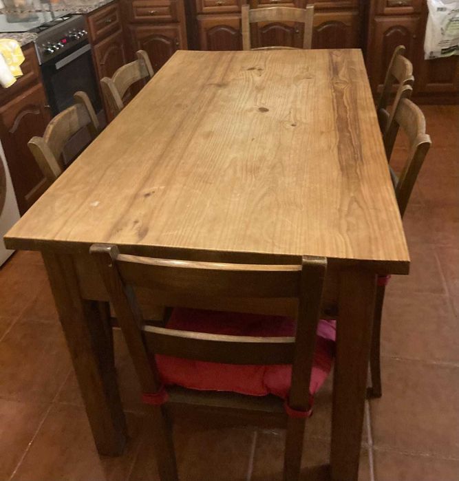 mesa de cozinha + 6 cadeiras madeira maciça- Preço mais baixo!