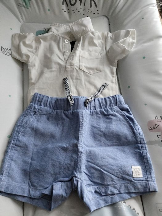 Cool Club rozmiar 80 zestaw białe body i spodenki niebieskie