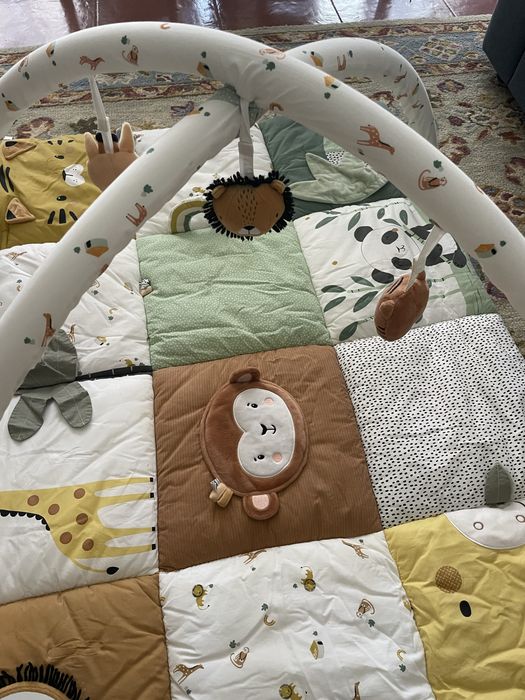Tapete de atividades bebe