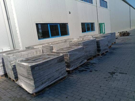 Kostka brukowa z rozbiorki mało uzywana  1500m2