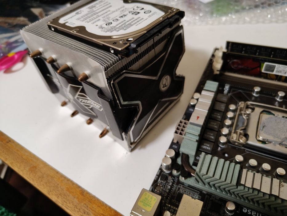 Motherboard and Processor64739161193089124