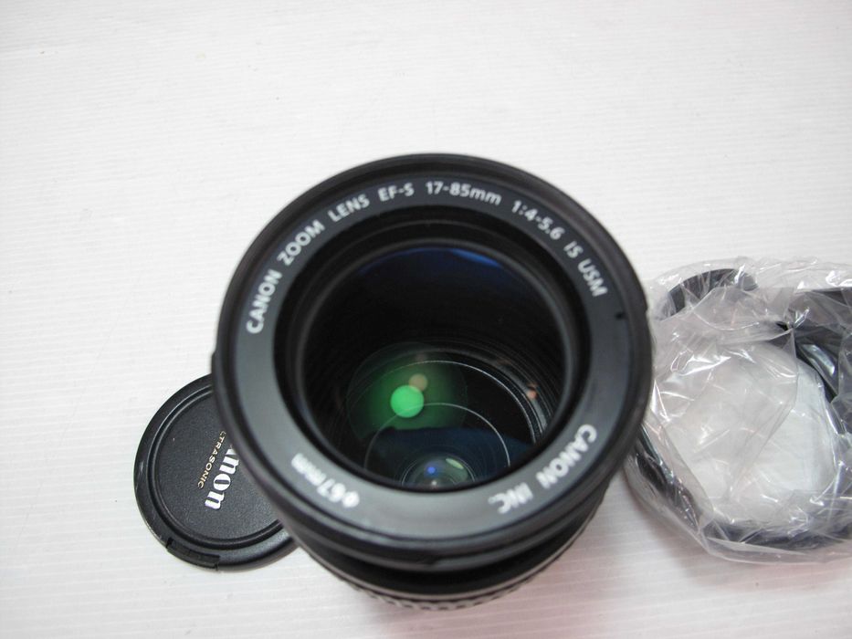 Canon 17-85 IS em excelente estado pouco uso-Ver descrição