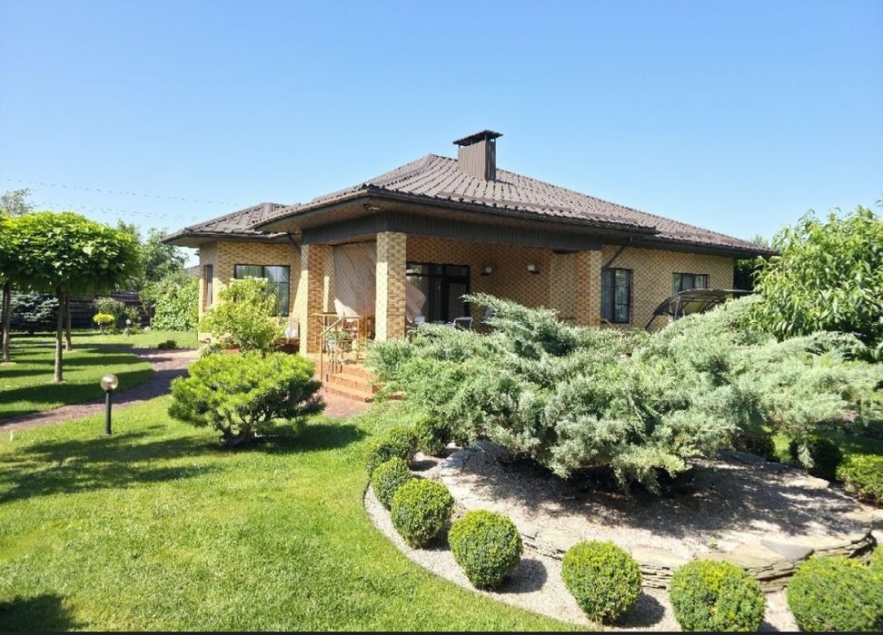 Продаётся качественный добротный дом в начале Обуховки район Некрасова