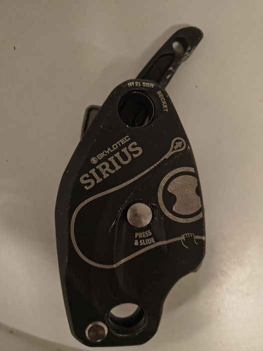 Przyrząd zjazdowy Skylotec SIRIUS